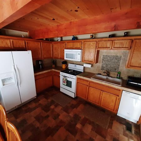 Cabin On The Corner بيغ بير لاكي، سان بيرناردينو، كاليفورنيا المظهر الخارجي الصورة
