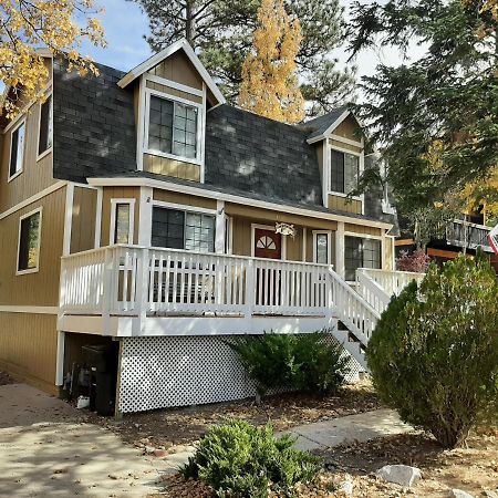 Cabin On The Corner بيغ بير لاكي، سان بيرناردينو، كاليفورنيا المظهر الخارجي الصورة