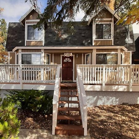 Cabin On The Corner بيغ بير لاكي، سان بيرناردينو، كاليفورنيا المظهر الخارجي الصورة